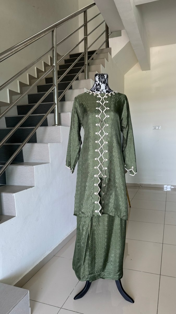 Kurung Sulam Batik Viscose - Nara Atira